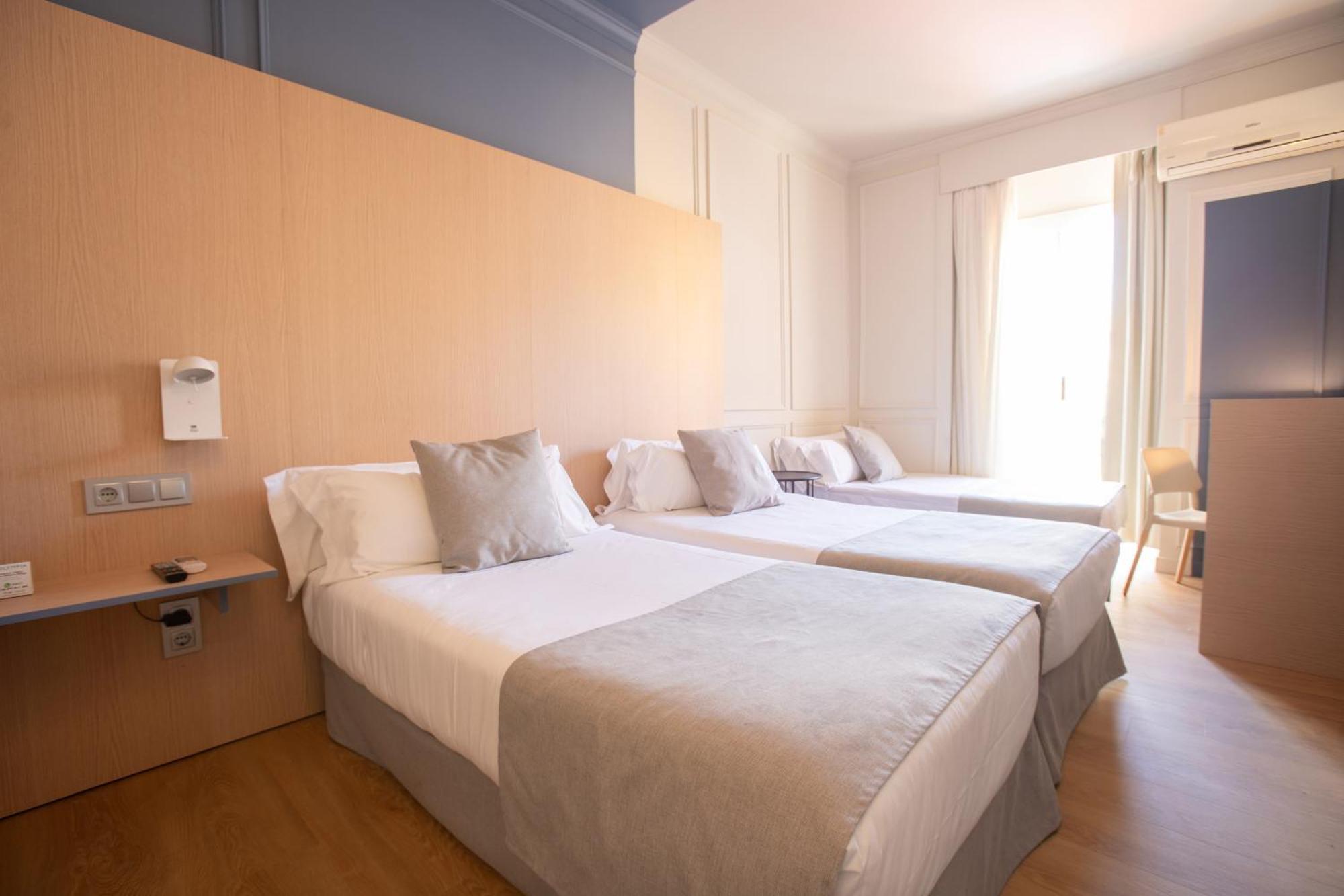 Olympia Consul Del Mar Hotel Valencia Eksteriør billede